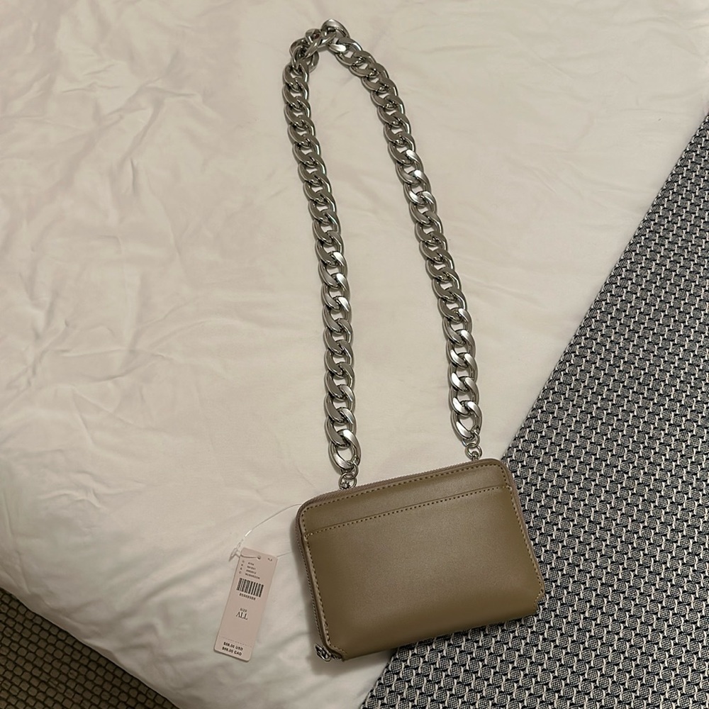 NWT Anthropologie Tan Crossbody/Wallet on Chain